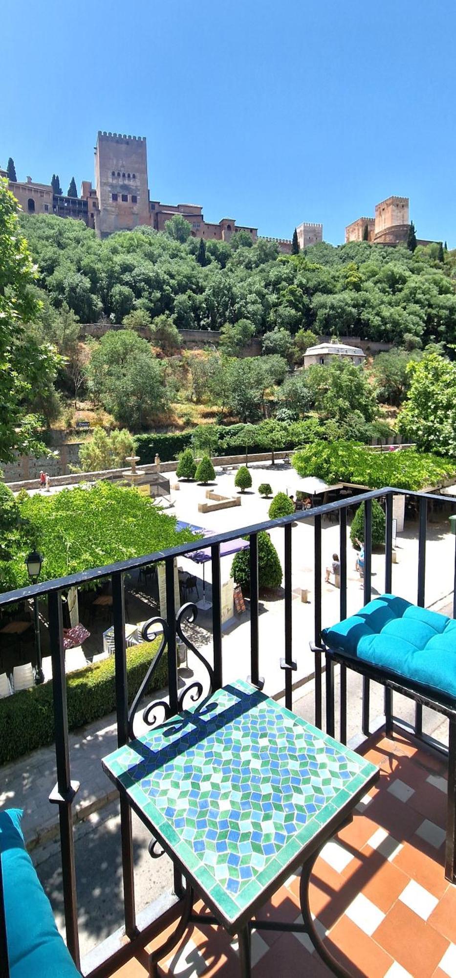 The Nasrid Palace From Your Bed ! Granada Exterior photo